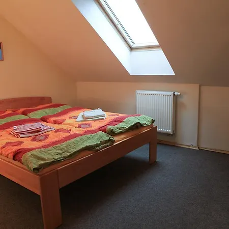 ゲストハウス Cas Český Rudolec